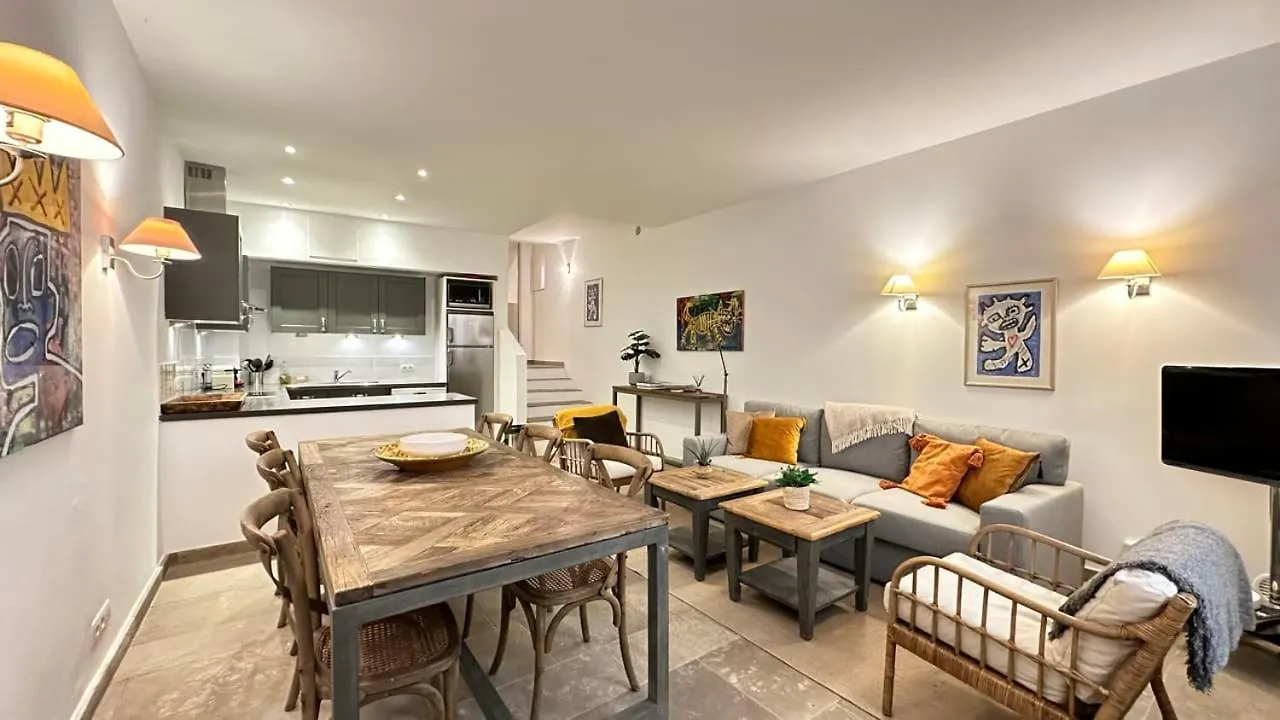הקונטקטים של B005-Charmant Appartement Au Coeur Du Suquet